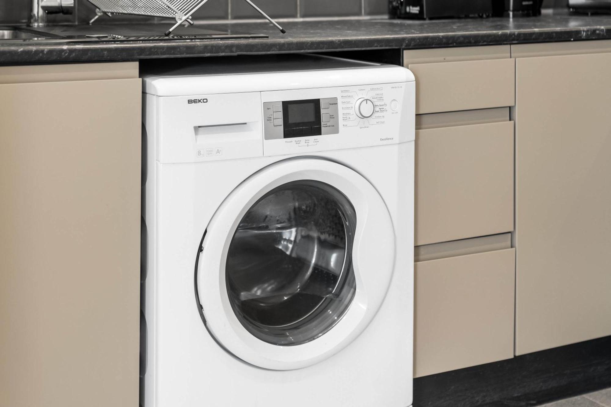 Stylish Apartment - Free Wifi & Netflix - On Street Parking - Double Bed - 49Ag Rowley Regis Екстер'єр фото
